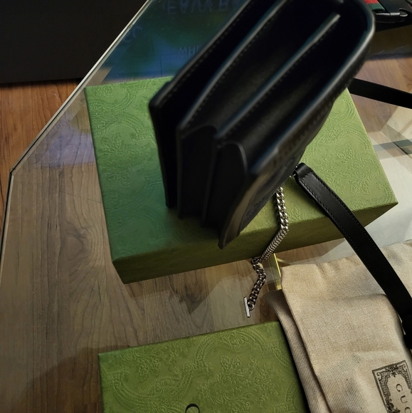 Authentic Gucci Matellase Mini Chain Link Bag - Picture 10 of 10